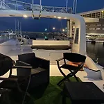 Amazing Boat To Sleep In Barcelona *